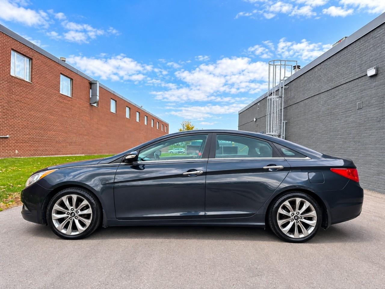 2013 Hyundai Sonata 4dr Sdn 2.0T Auto Limited *Ltd Avail* Photo3