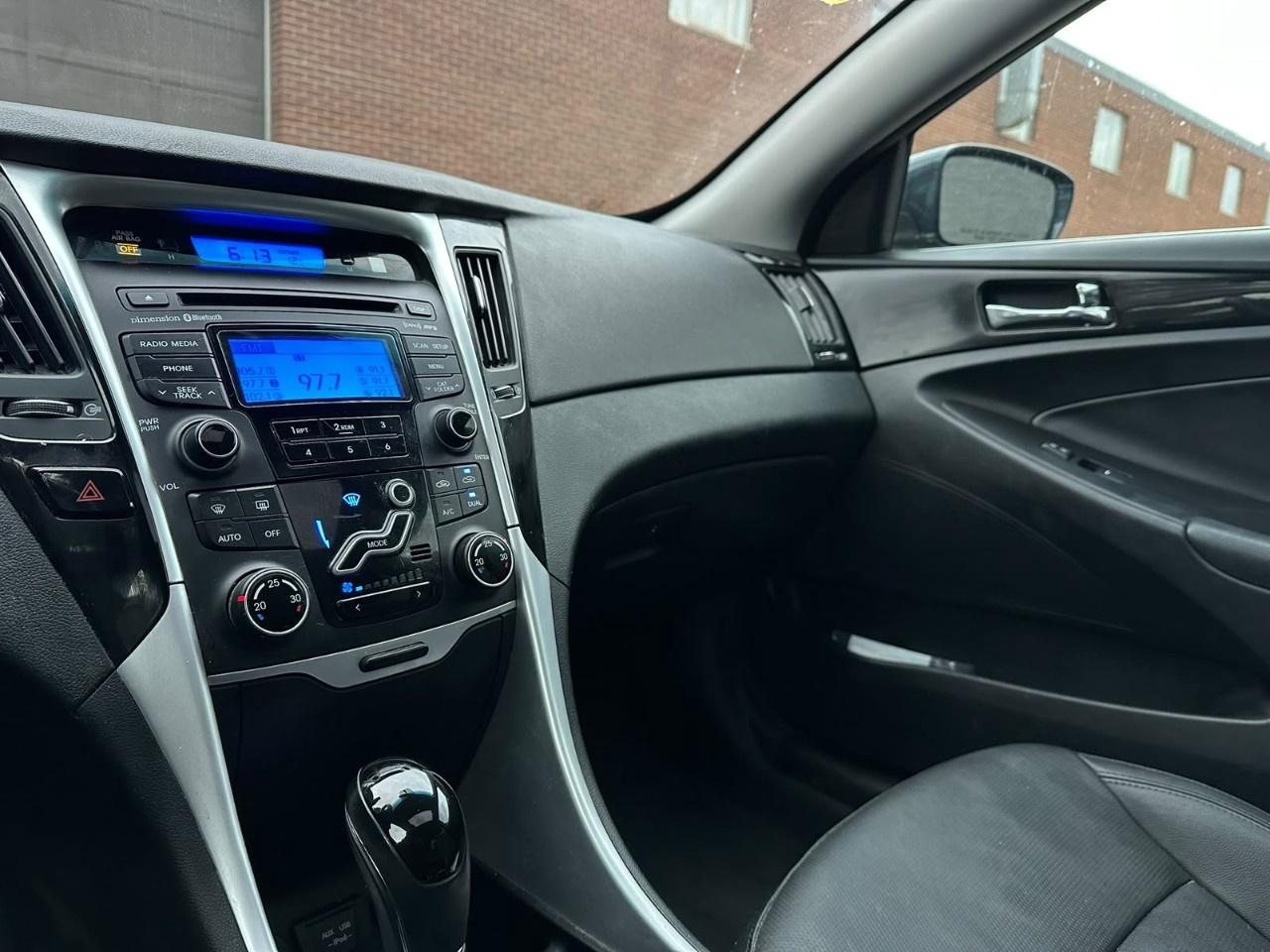 2013 Hyundai Sonata 4dr Sdn 2.0T Auto Limited *Ltd Avail* Photo