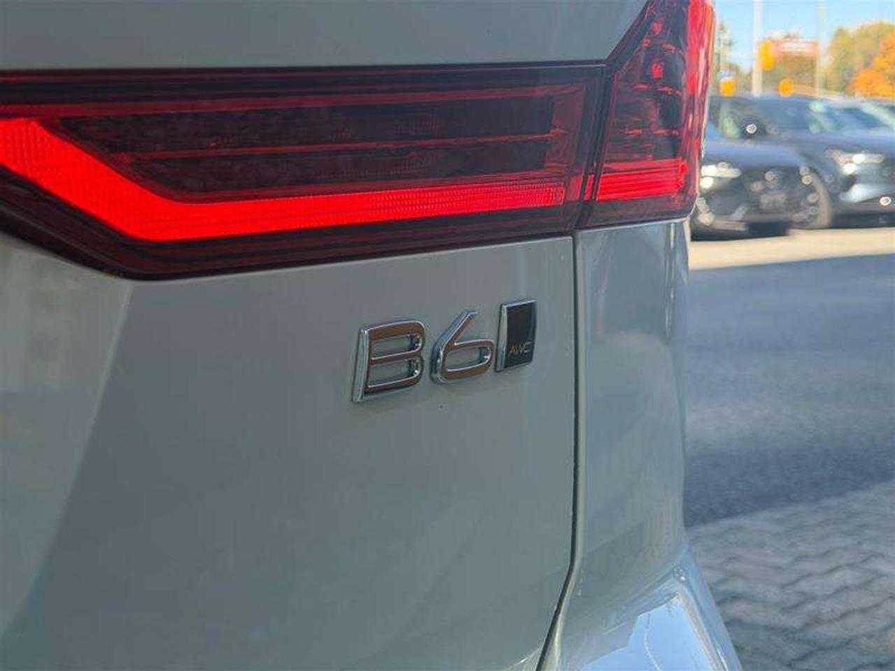 2023 Volvo XC60 B6 Plus   HK   Climate   CPO   CarFax Verified Photo