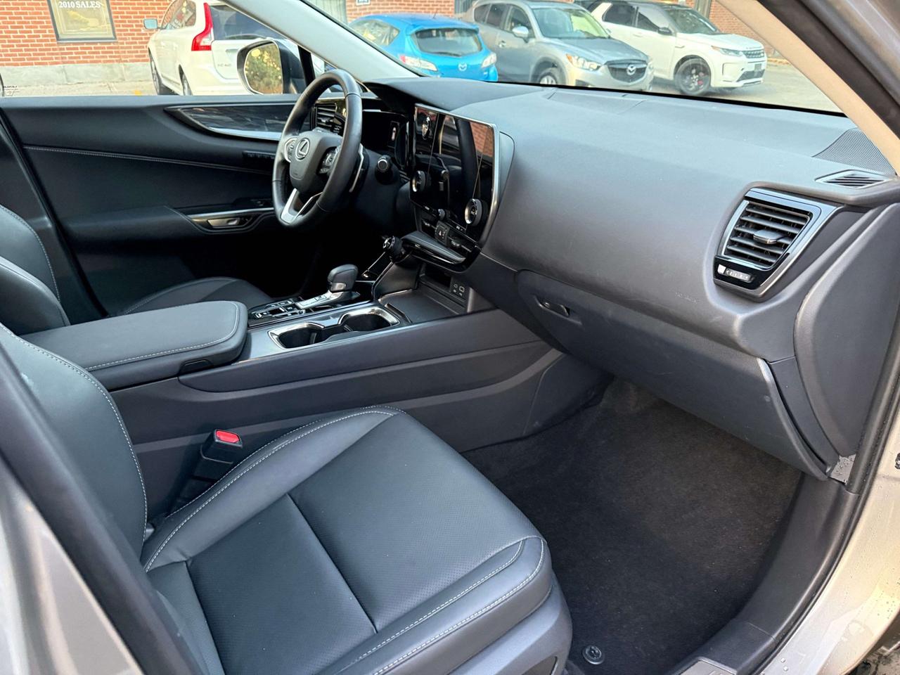 2026 Lexus NX NX 350h AWD , PREMIUM PKG, LEATHER, SUNROOF Photo