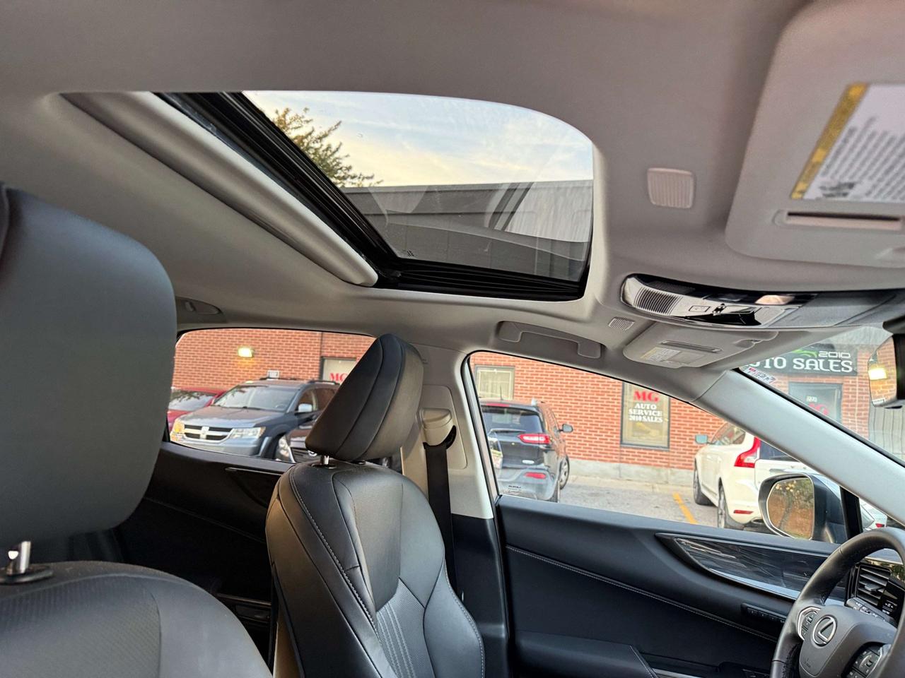 2026 Lexus NX NX 350h AWD , PREMIUM PKG, LEATHER, SUNROOF Photo