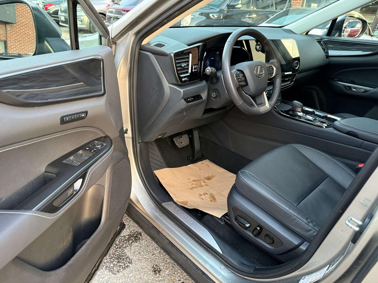 2026 Lexus NX NX 350h AWD , PREMIUM PKG, LEATHER, SUNROOF Photo
