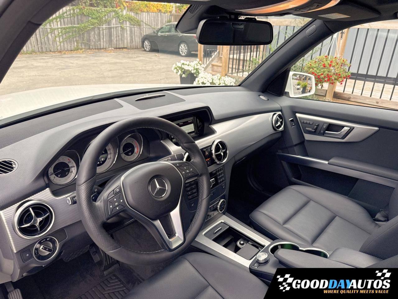 2014 Mercedes-Benz GLK-Class GLK-Class GLK250 BlueTEC | ONE OWNER | SUPER LOW K Photo