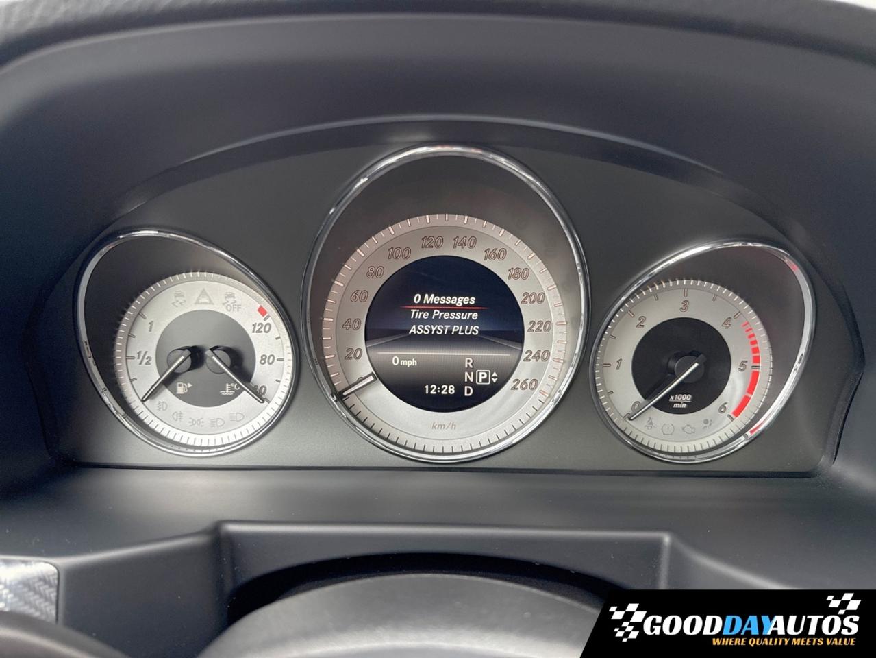 2014 Mercedes-Benz GLK-Class GLK-Class GLK250 BlueTEC | ONE OWNER | SUPER LOW K Photo