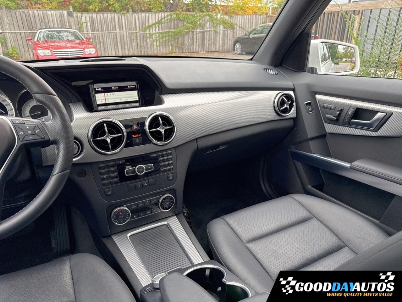 2014 Mercedes-Benz GLK-Class GLK-Class GLK250 BlueTEC | ONE OWNER | SUPER LOW K Photo