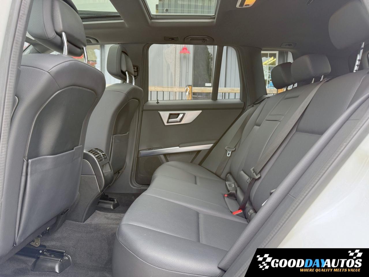 2014 Mercedes-Benz GLK-Class GLK-Class GLK250 BlueTEC | ONE OWNER | SUPER LOW K Photo