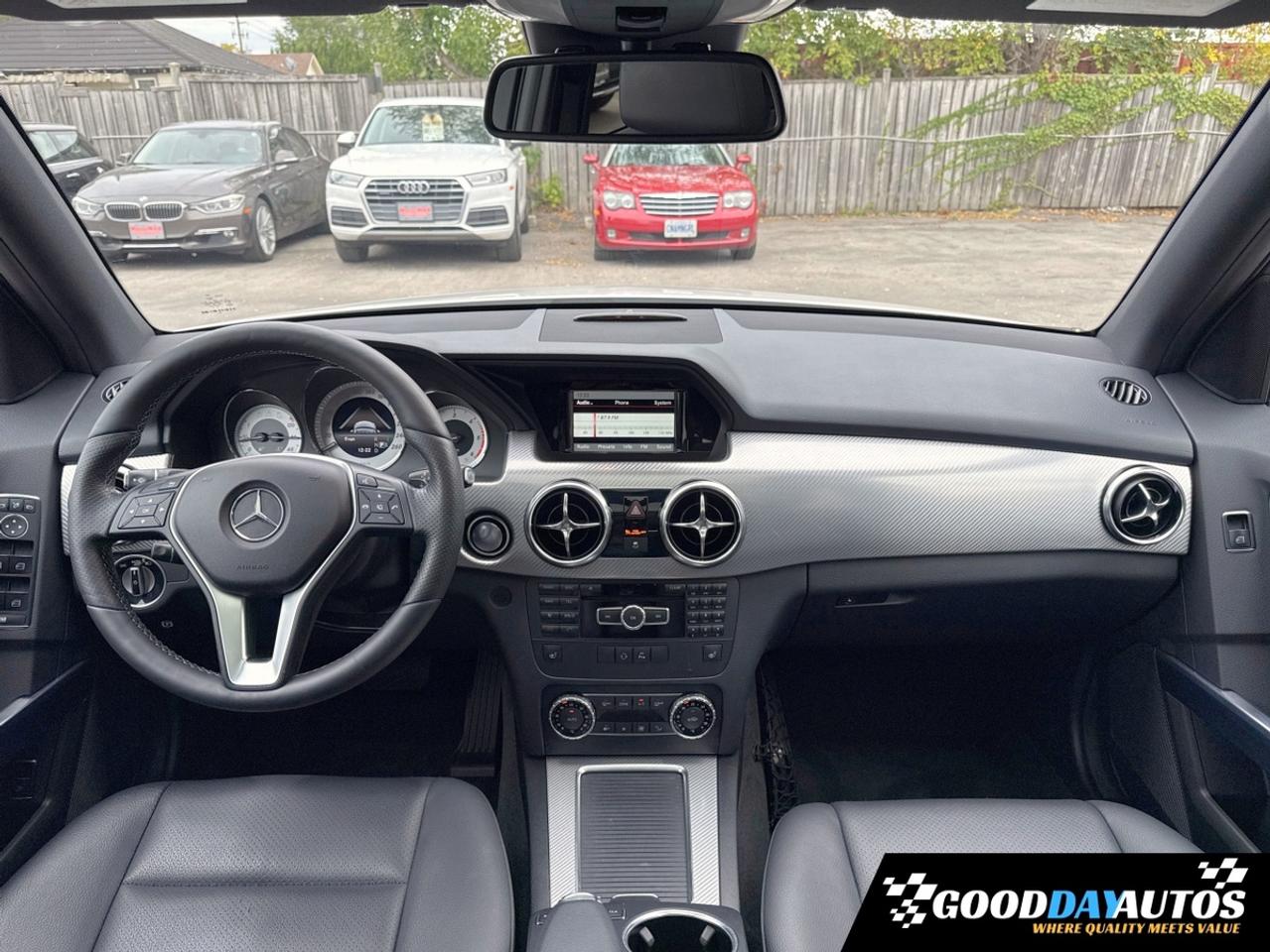 2014 Mercedes-Benz GLK-Class GLK-Class GLK250 BlueTEC | ONE OWNER | SUPER LOW K Photo