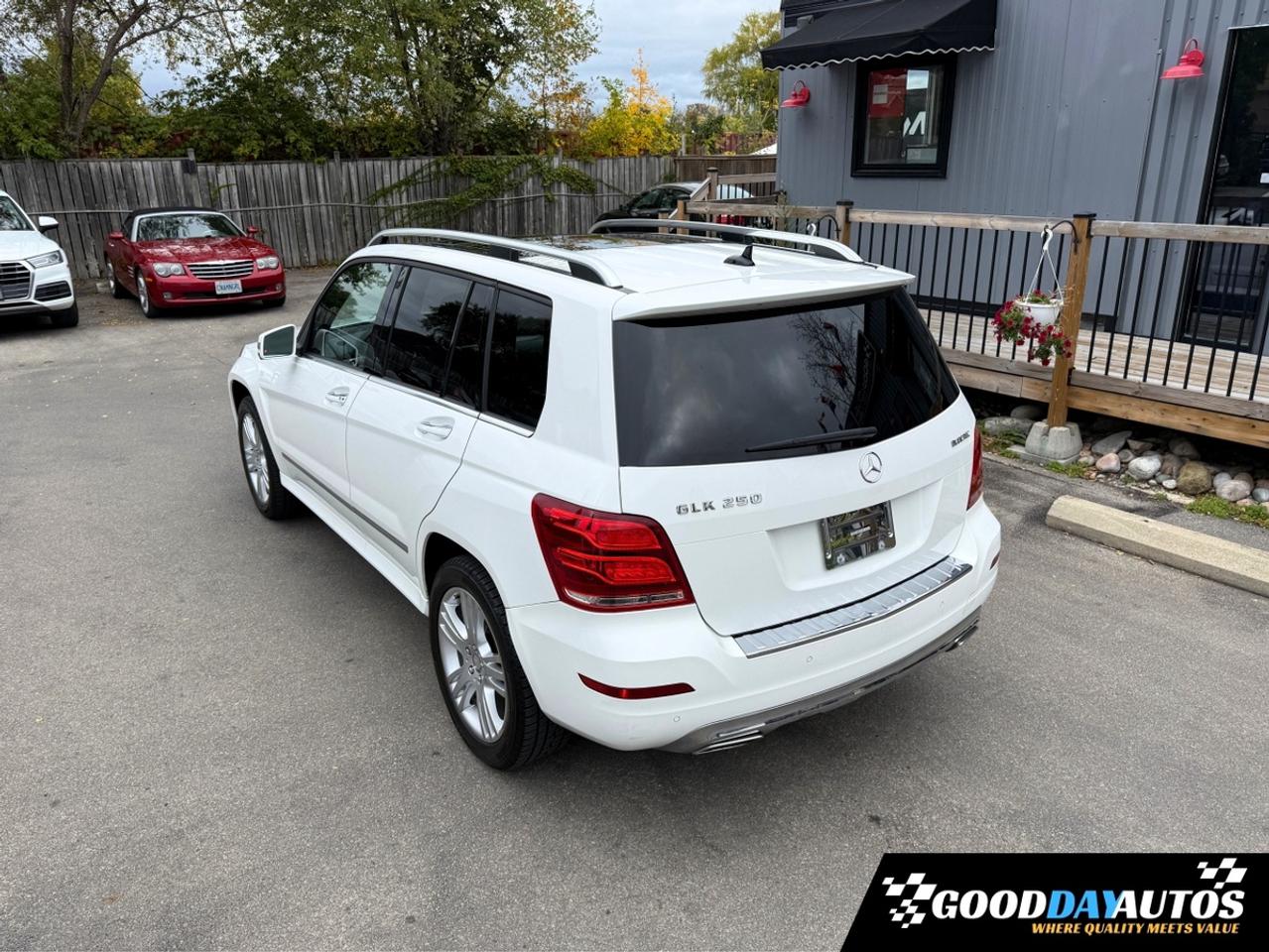 2014 Mercedes-Benz GLK-Class GLK-Class GLK250 BlueTEC | ONE OWNER | SUPER LOW K Photo