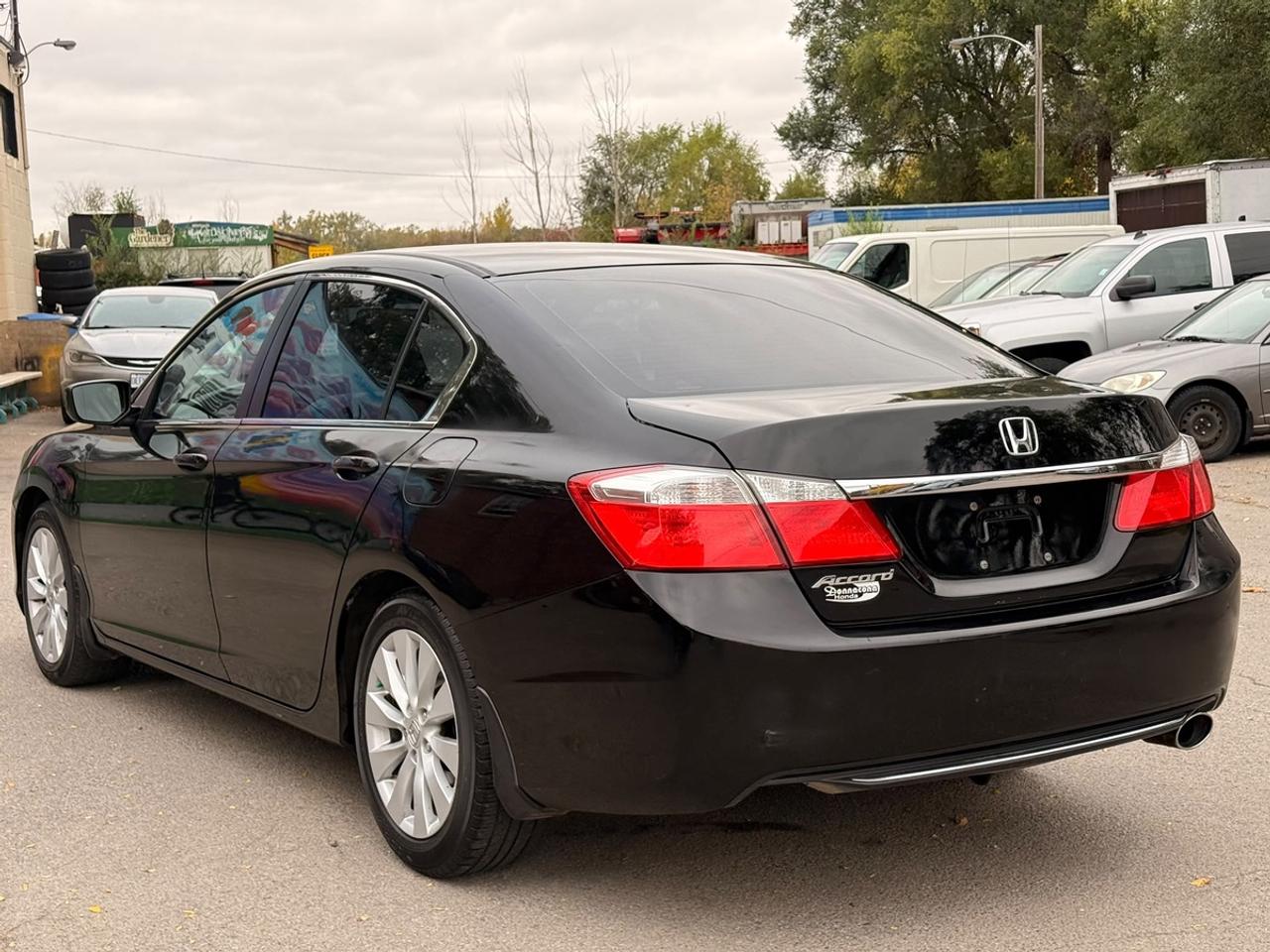 2015 Honda Accord LX Photo