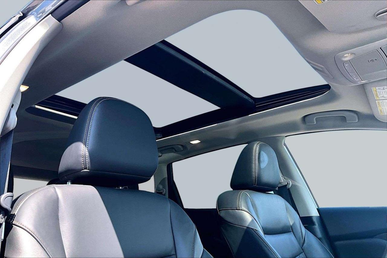 2023 Nissan Murano Platinum   Leather   Sunroof   Nav   Heated Seats Photo