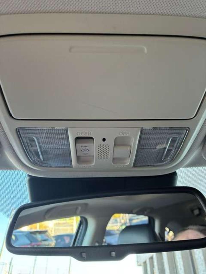 2015 Honda CR-V Touring   AWD   2.4 LITRE   LEATHER   SUNROOF Photo
