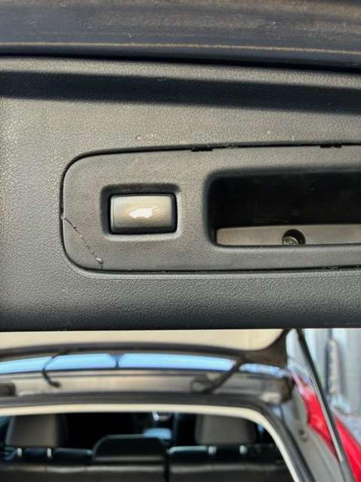 2015 Honda CR-V Touring   AWD   2.4 LITRE   LEATHER   SUNROOF Photo