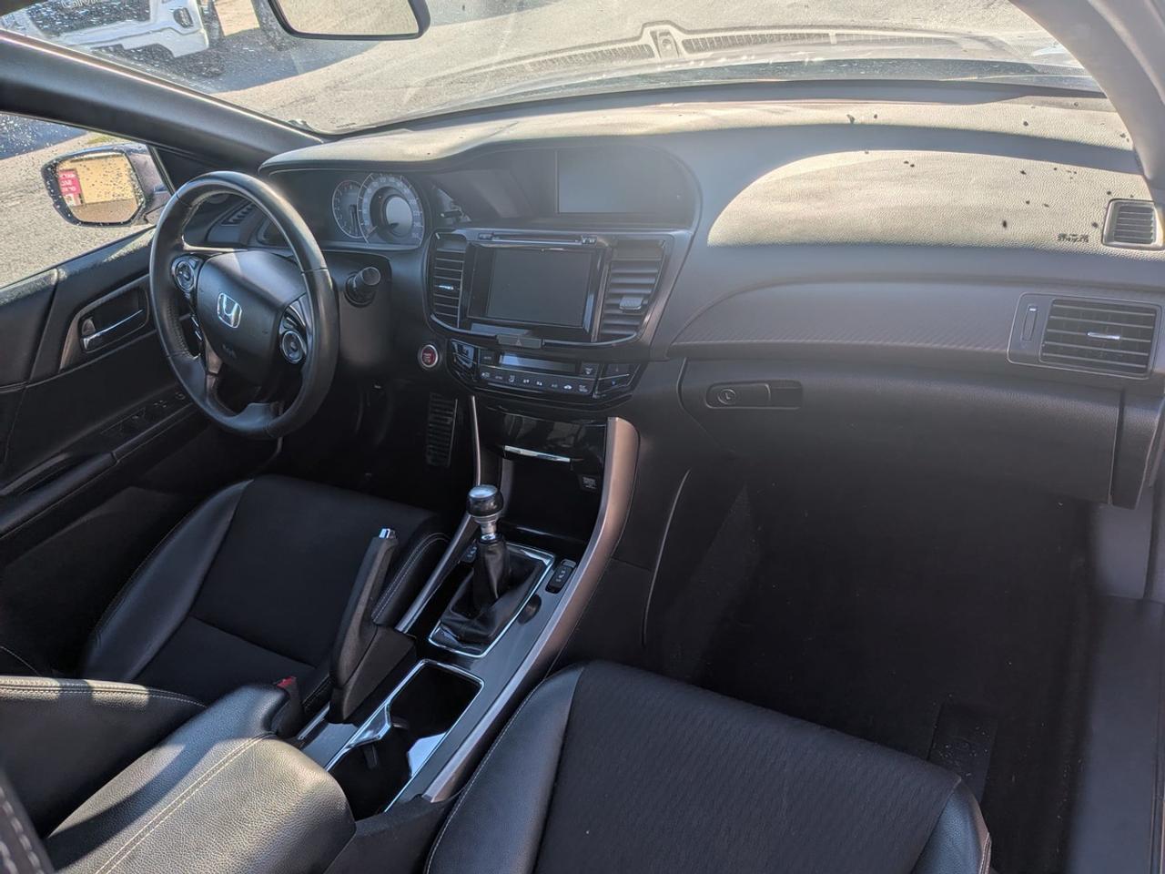 2017 Honda Accord Sport Photo