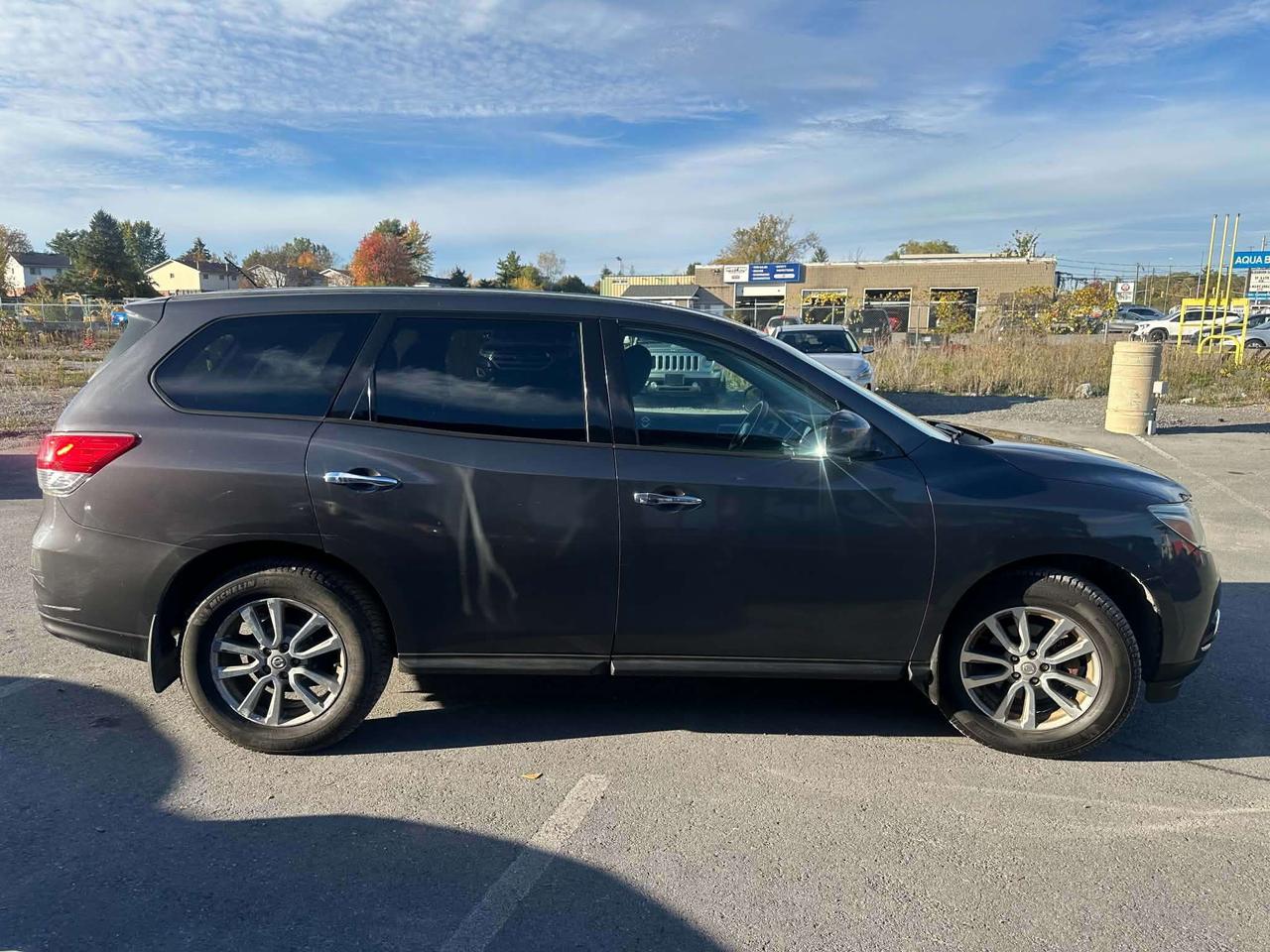 2014 Nissan Pathfinder S - CERTIFICATION INCLUDED Photo