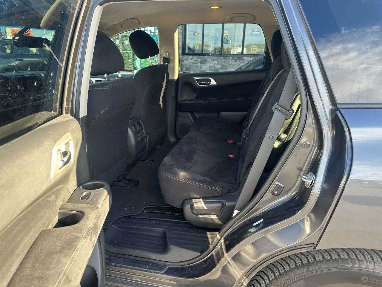 2014 Nissan Pathfinder S - CERTIFICATION INCLUDED Photo