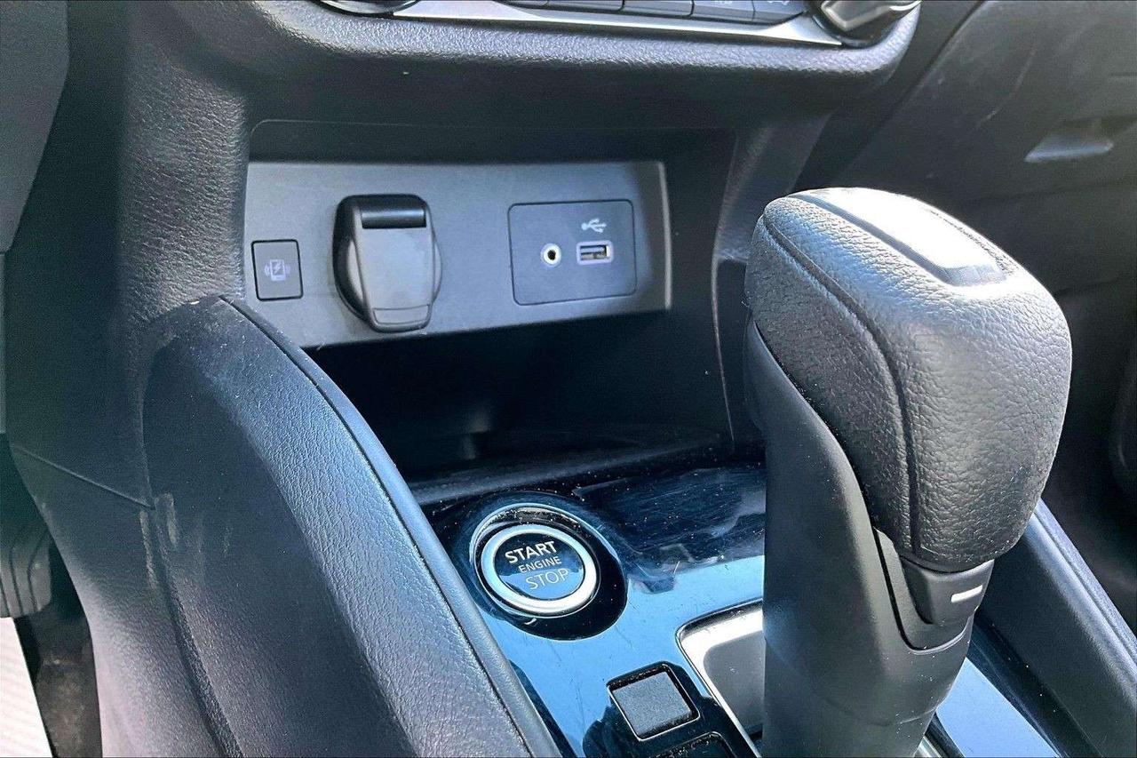 2025 Nissan Versa SV   Blind Spot   Wireless Charging   Heated Seats Photo