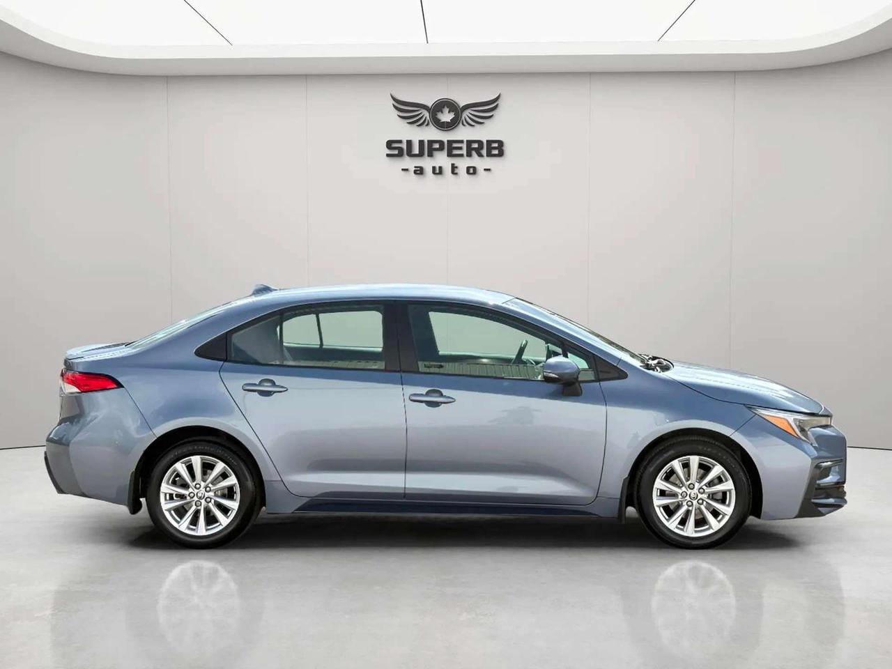 2023 Toyota Corolla SE   NO ACCIDENT   LOW KM Photo