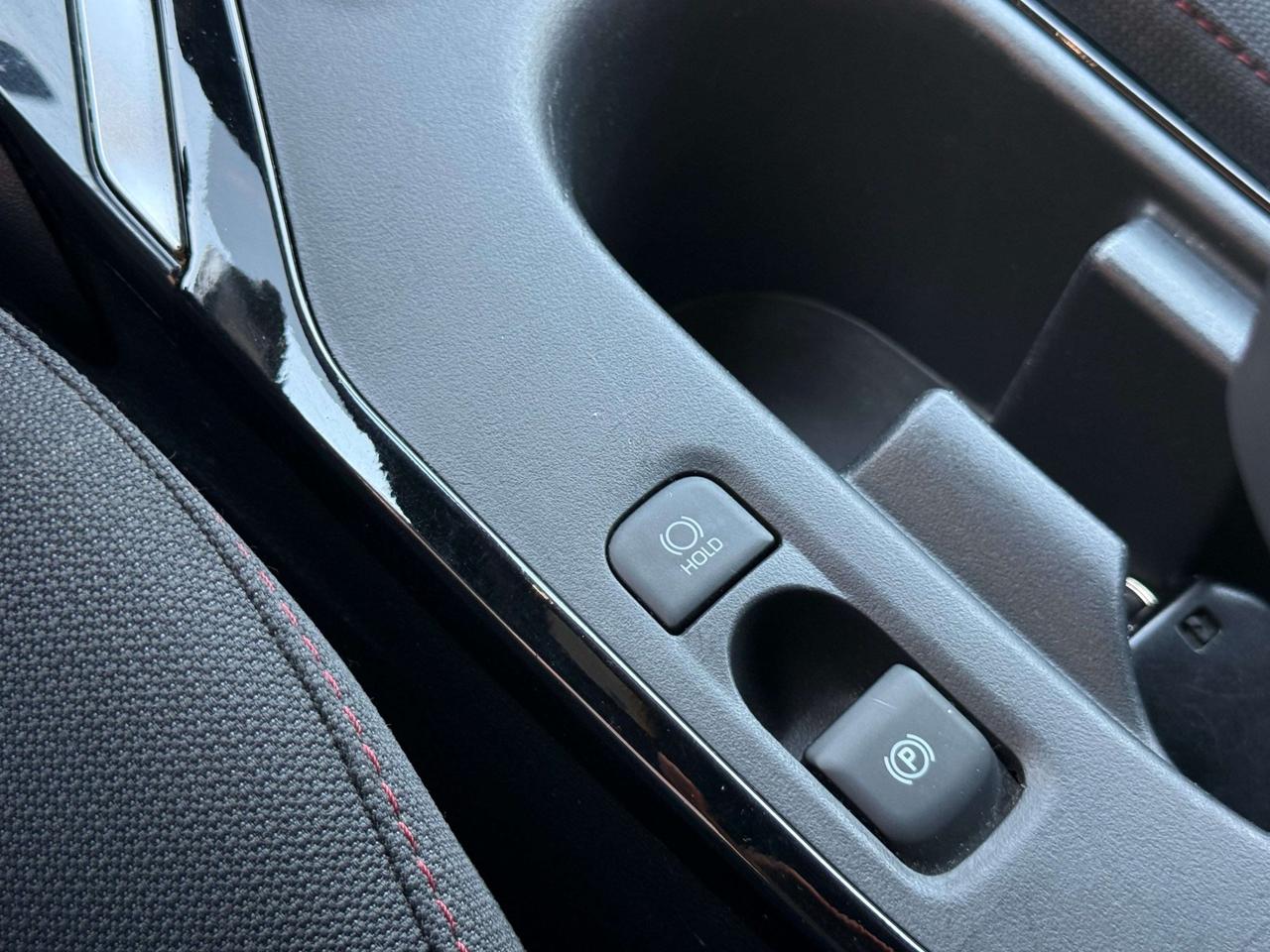 2023 Toyota Corolla SE   NO ACCIDENT   LOW KM Photo