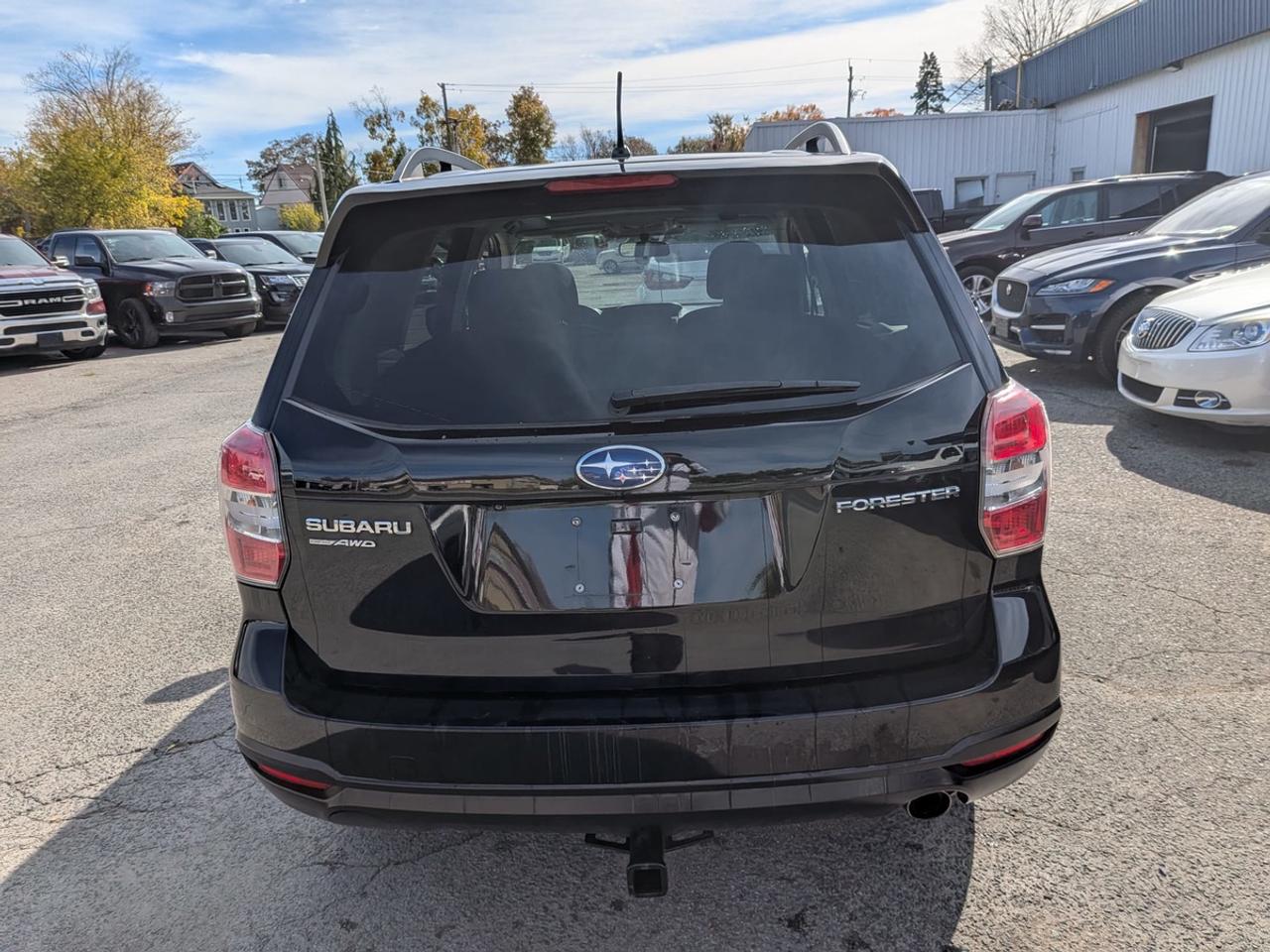 2015 Subaru Forester 5dr Wgn Man 2.5 I Touring Photo3
