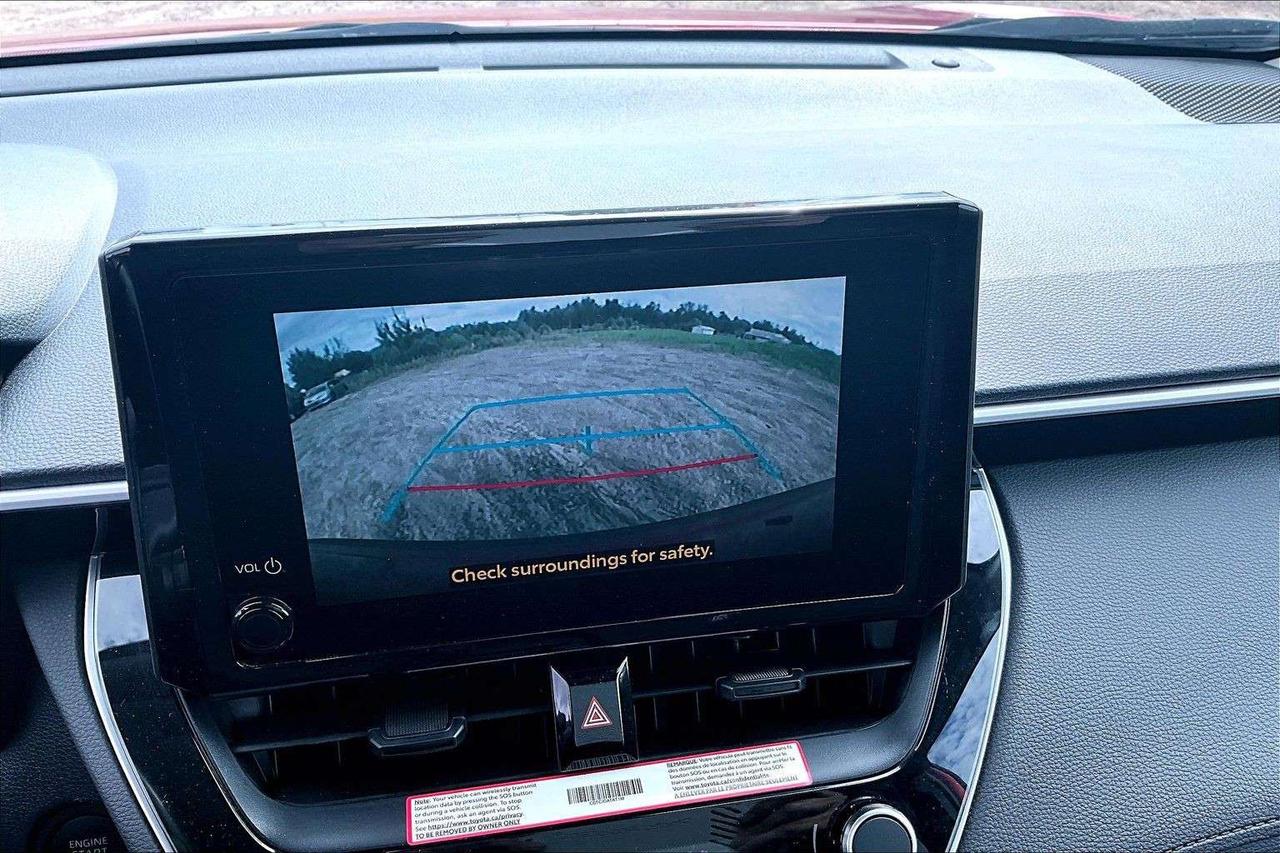 2025 Toyota Corolla Cross LE   Heated Seats   CarPlay   Backup Camera   AWD Photo