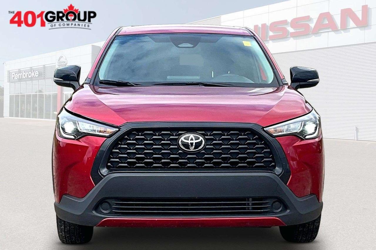 2025 Toyota Corolla Cross LE   Heated Seats   CarPlay   Backup Camera   AWD Photo
