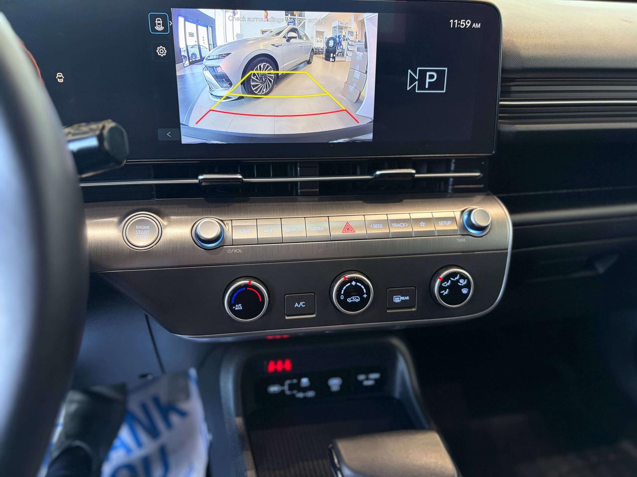 2024 Hyundai KONA KONA PREFERRED AWD Photo
