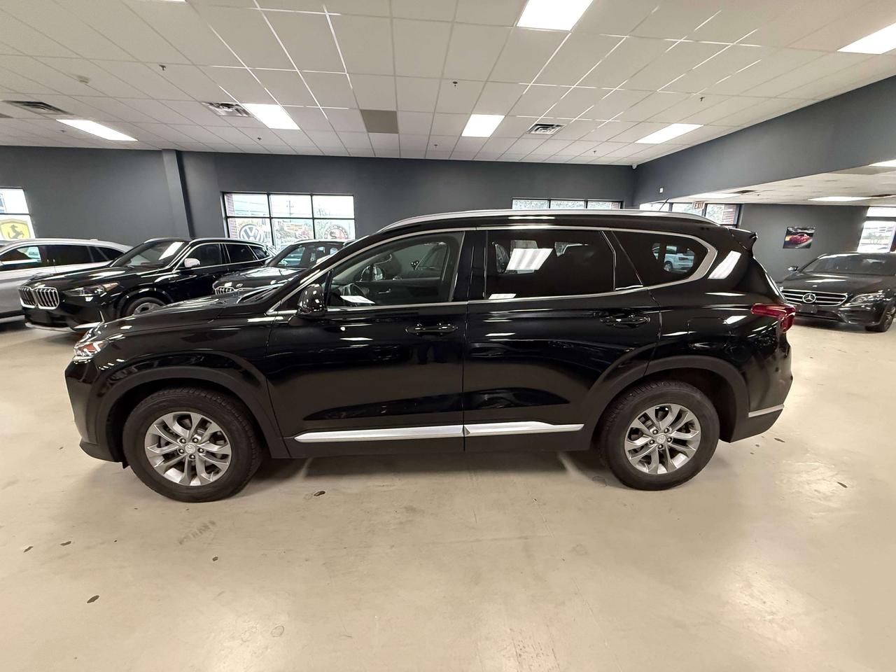 2020 Hyundai Santa Fe ESSENTIAL Photo