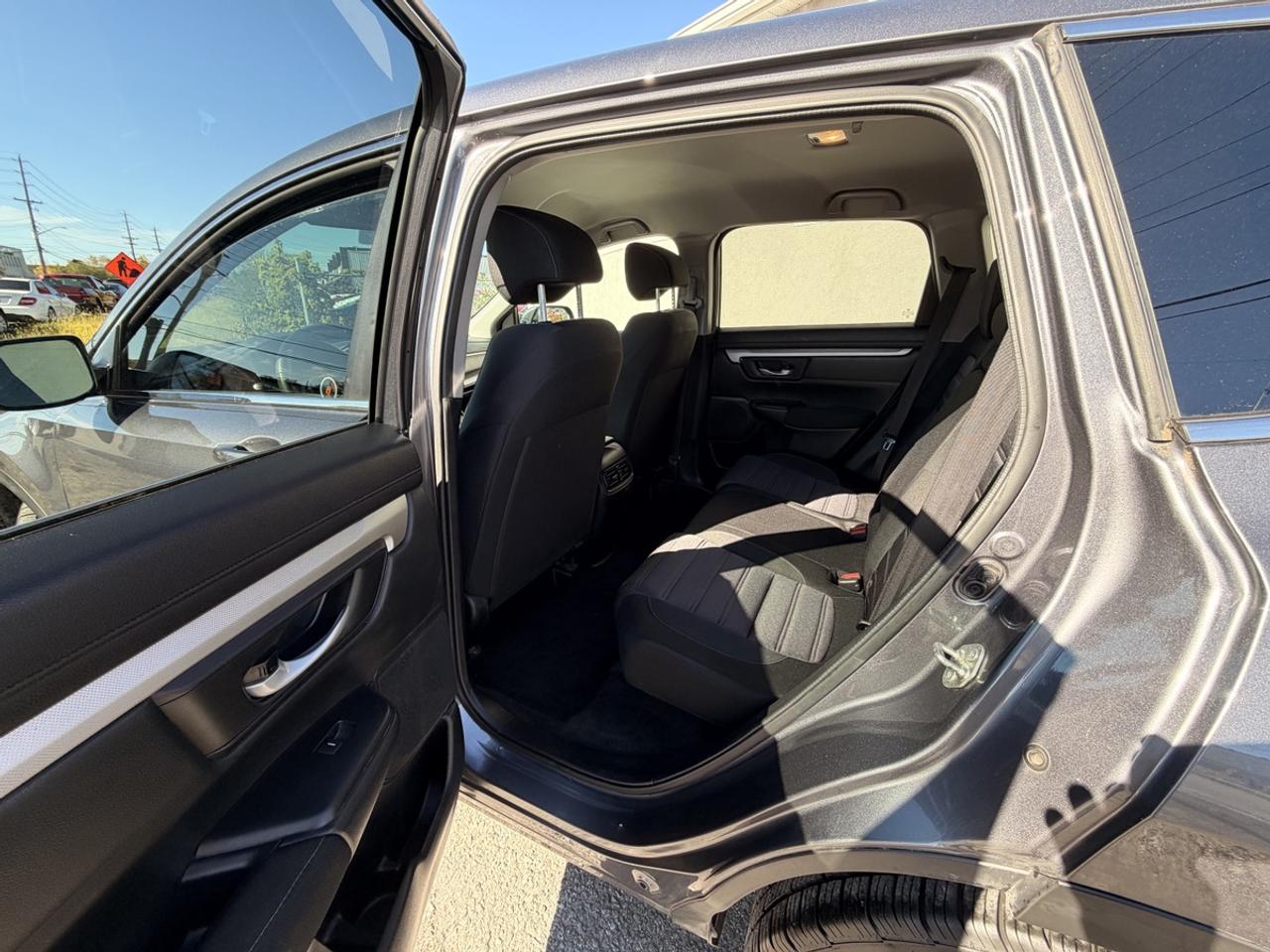 2017 Honda CR-V LX Photo