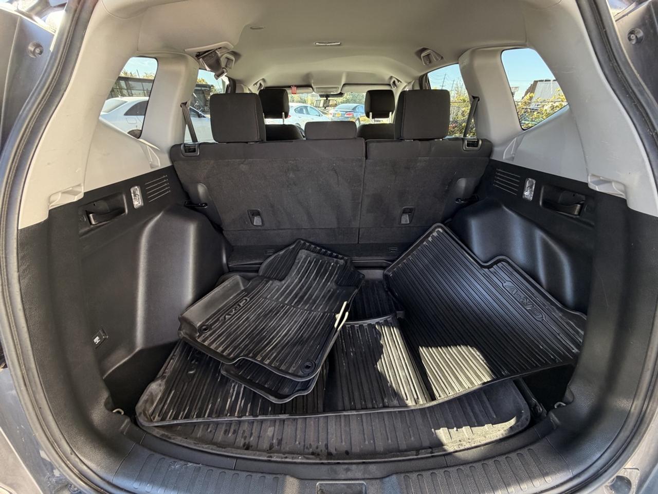 2017 Honda CR-V LX Photo