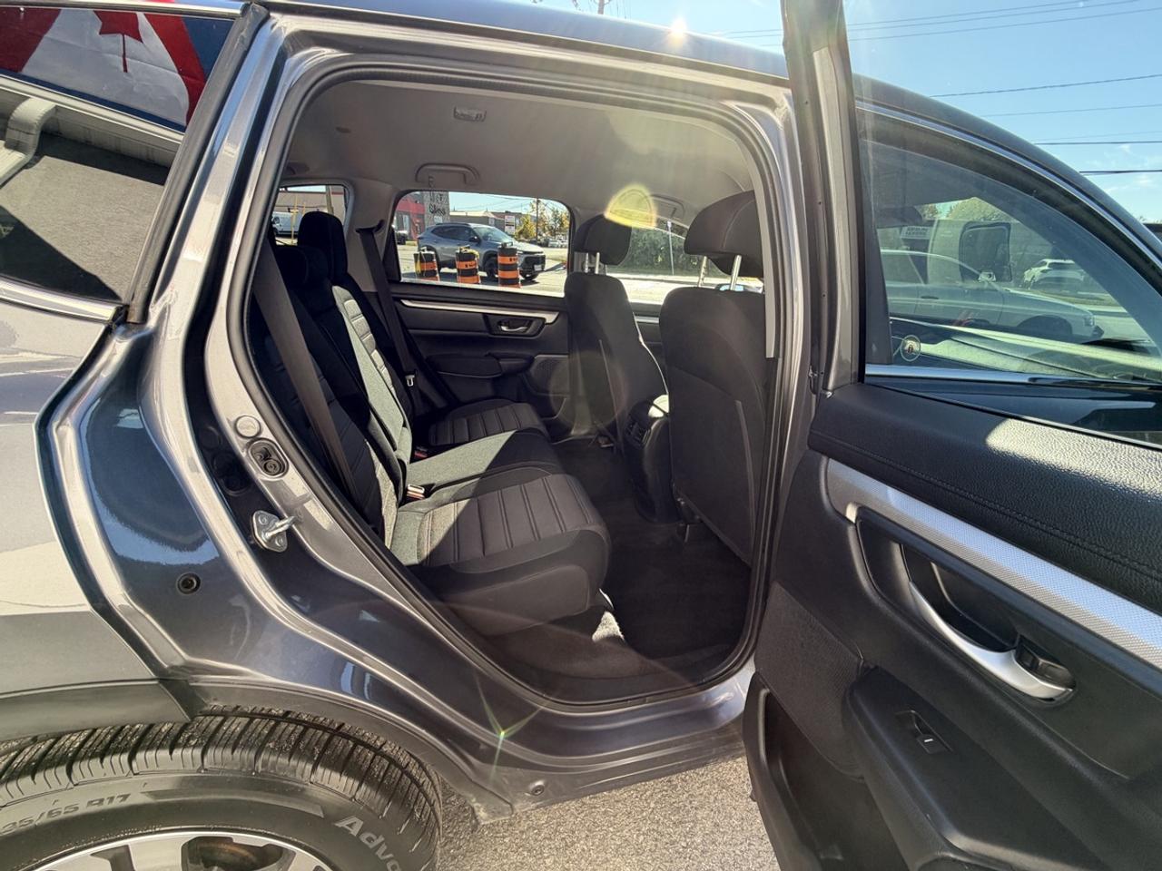 2017 Honda CR-V LX Photo