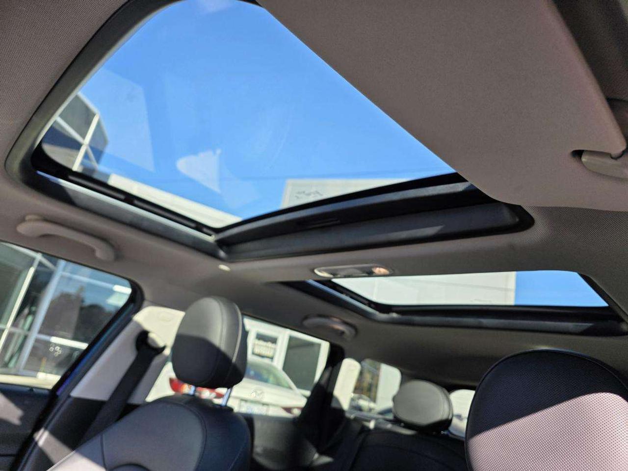 2017 MINI Cooper Clubman AUTO ALL 4 SUNROOF Photo