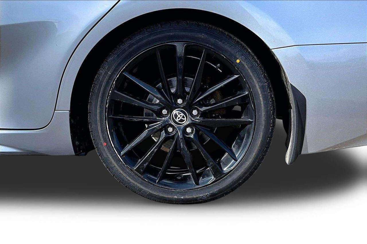 2022 Toyota Camry XSE Photo