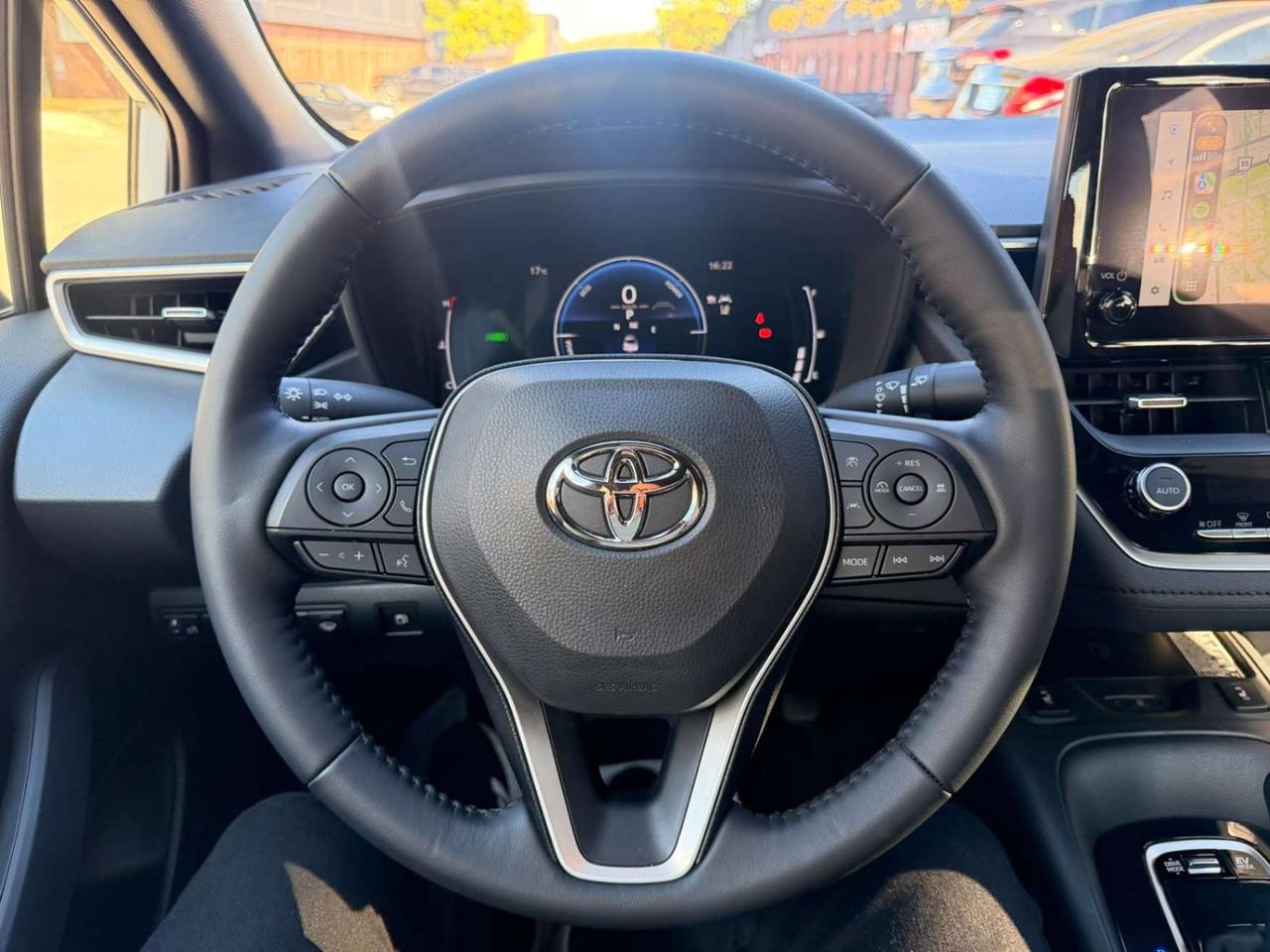 2025 Toyota Corolla Hybrid SE CVT AWD, UPGRADE PACKAGE Photo