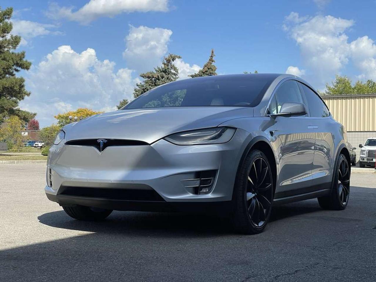 2017 Tesla Model X 75D   6 Seats   1 Owner Photo
