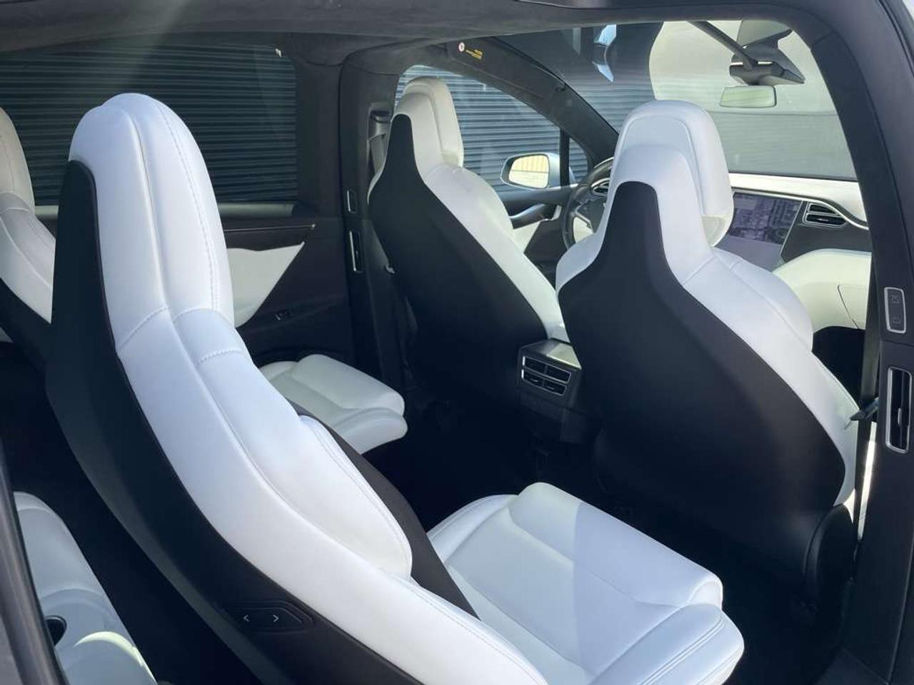 2017 Tesla Model X 75D   6 Seats   1 Owner Photo
