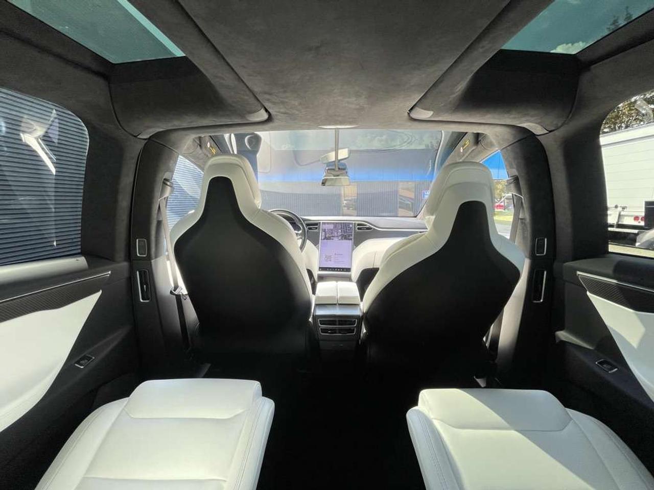 2017 Tesla Model X 75D   6 Seats   1 Owner Photo