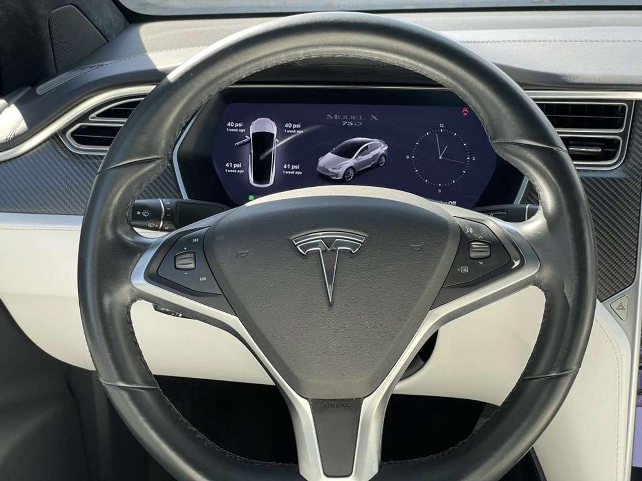 2017 Tesla Model X 75D   6 Seats   1 Owner Photo