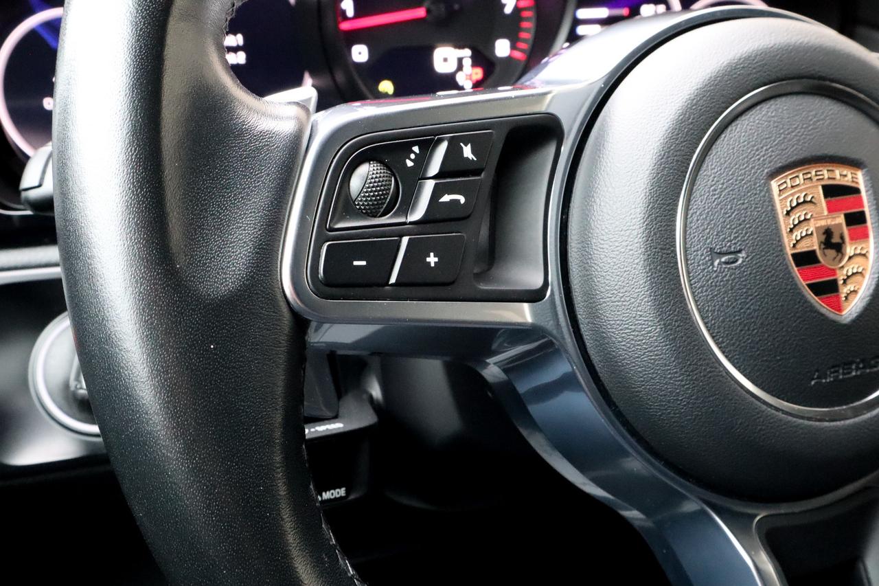 2020 Porsche Cayenne  Photo