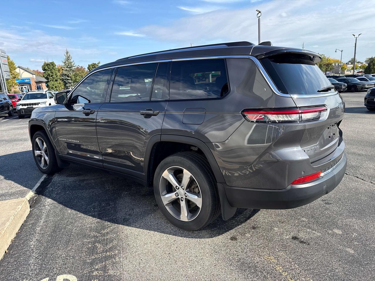 2022 Jeep Grand Cherokee Limited Photo4