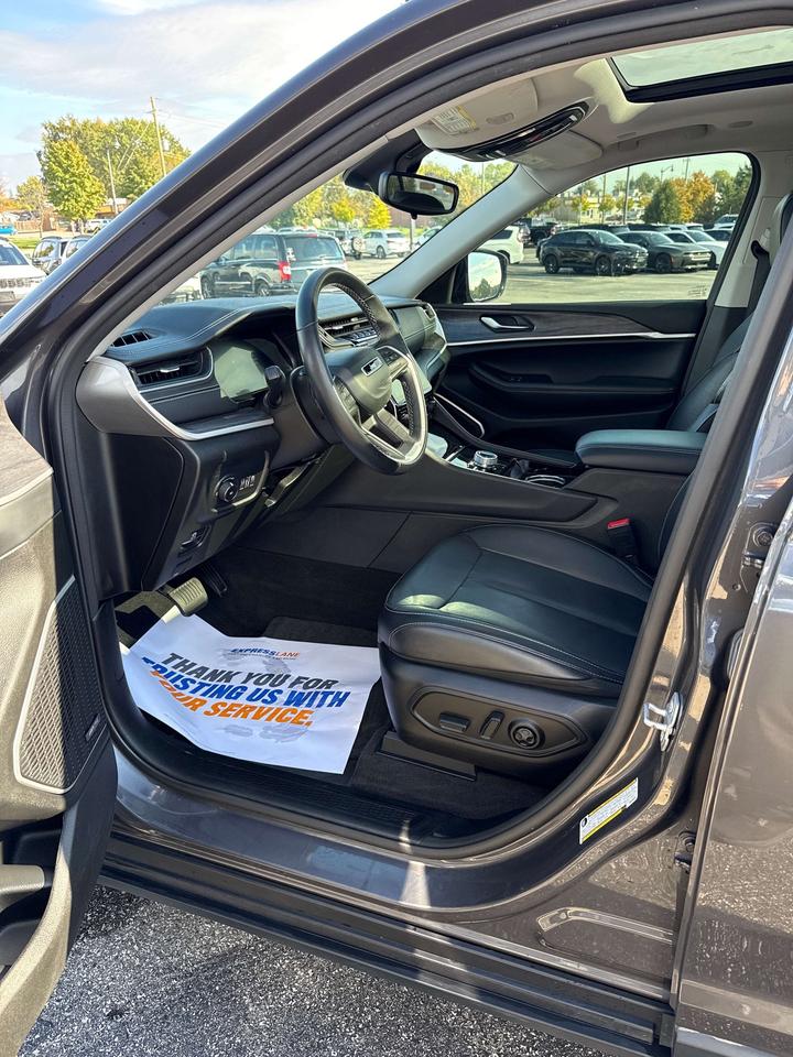 2022 Jeep Grand Cherokee Limited Photo