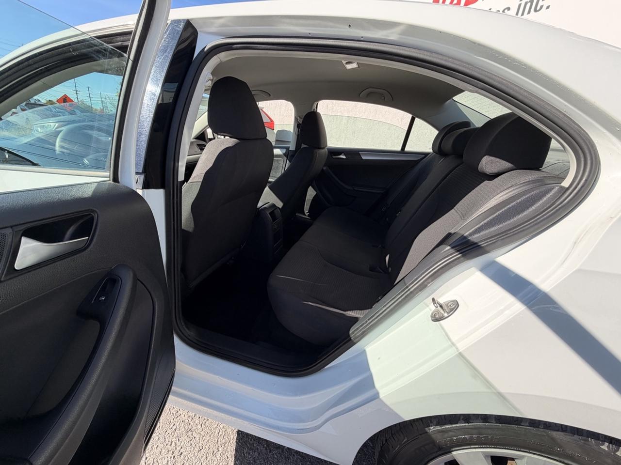 2016 Volkswagen Jetta S Photo