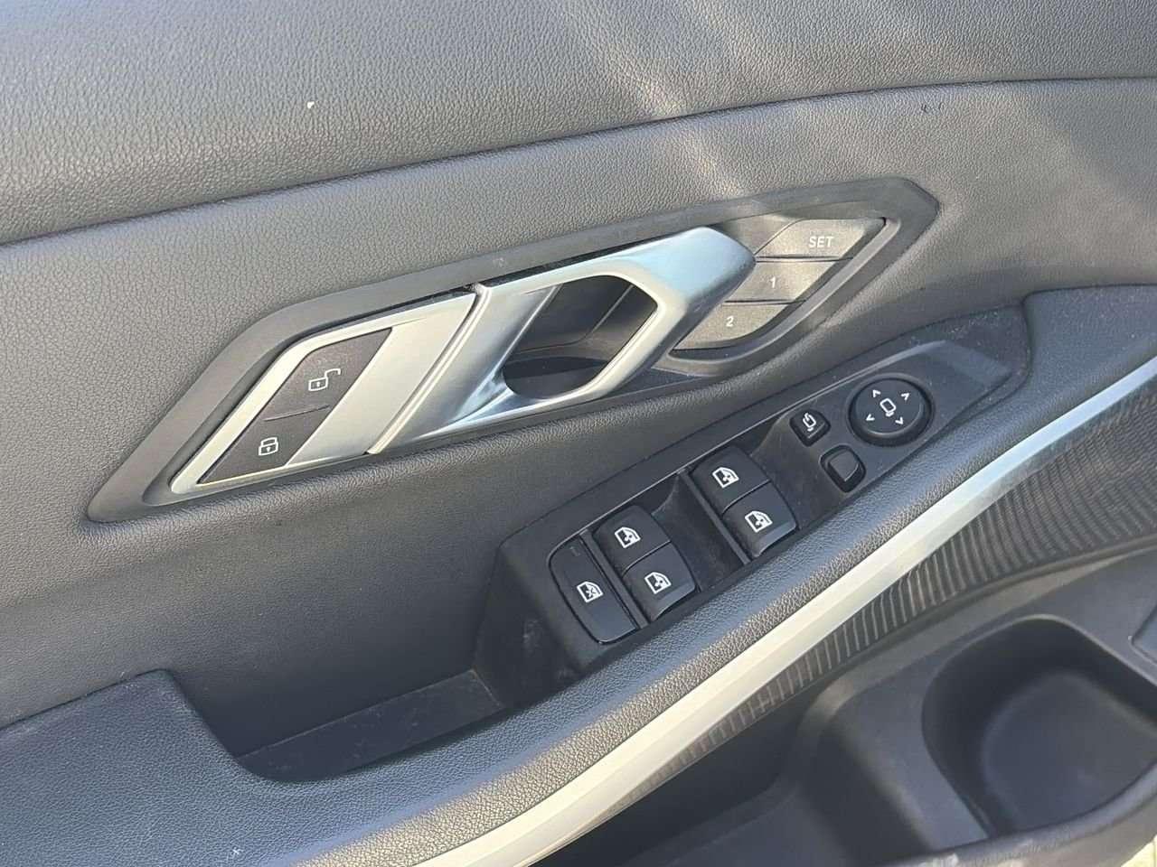 2020 BMW 3 Series xDrive Sedan FINANCED PRICE ADVERTISED   SUNROOF   CARPLAY/ANDROID AUTO   DRIVER SEAT MEMORY Photo