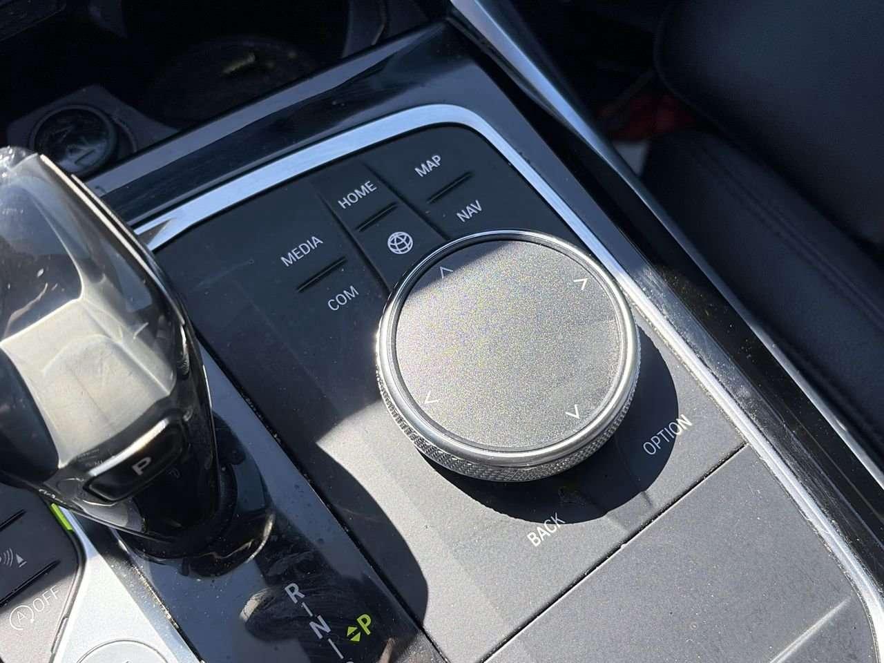2020 BMW 3 Series xDrive Sedan FINANCED PRICE ADVERTISED   SUNROOF   CARPLAY/ANDROID AUTO   DRIVER SEAT MEMORY Photo