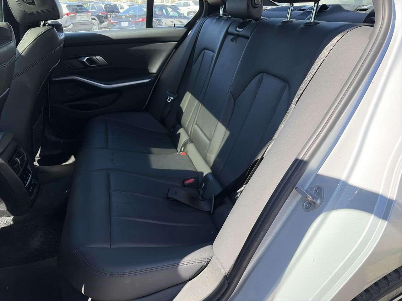 2020 BMW 3 Series xDrive Sedan FINANCED PRICE ADVERTISED   SUNROOF   CARPLAY/ANDROID AUTO   DRIVER SEAT MEMORY Photo