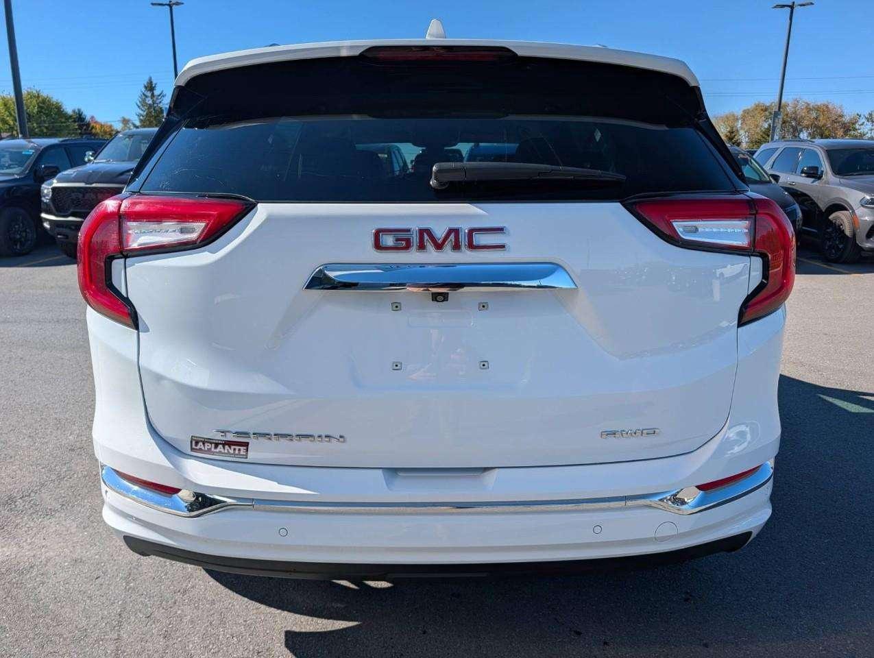 2024 GMC Terrain Denali No accidents Photo