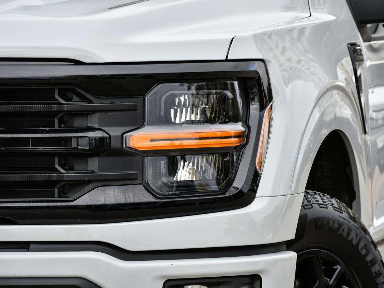 2024 Ford F-150 XLT 4X4 SUPERCREW   ONE OWNER   CLEAN CARFAX Photo