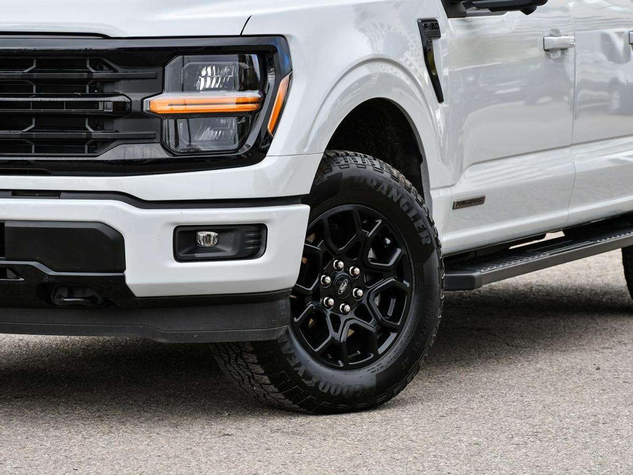 2024 Ford F-150 XLT 4X4 SUPERCREW   ONE OWNER   CLEAN CARFAX Photo
