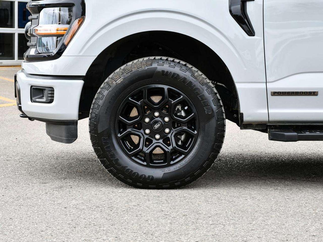 2024 Ford F-150 XLT 4X4 SUPERCREW   ONE OWNER   CLEAN CARFAX Photo