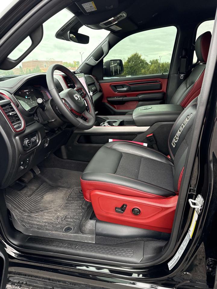 2025 RAM 1500 Rebel Photo