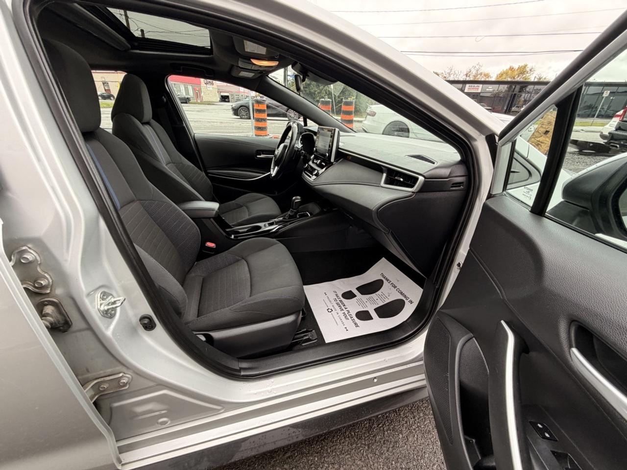 2020 Toyota Corolla SE Photo